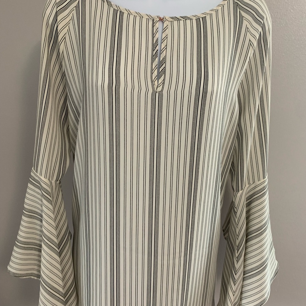 Ivanka Trump Blouse - Picture 2 of 16